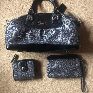 Gorgeous Coach bag, wallet and clutch.